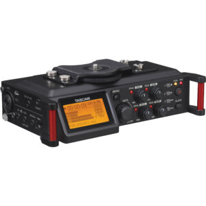 رکوردر صدا Tascam DR-70D